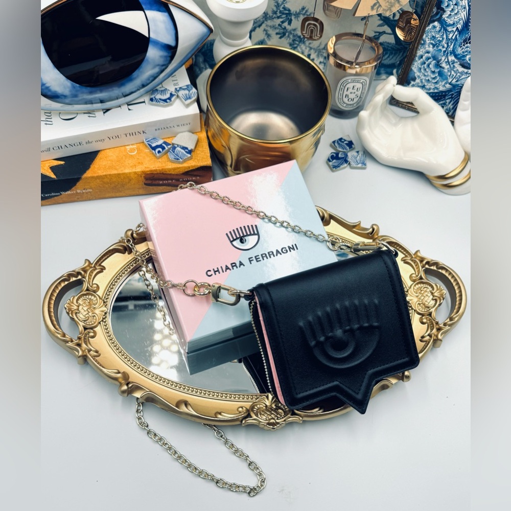🆕 CHIARA FERRAGNI 🧿 BNIB Eyelike Motif Chain Linked Wallet - Black - WOC - Picture 15 of 16